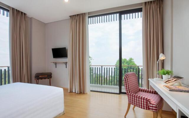 White Tree Residence