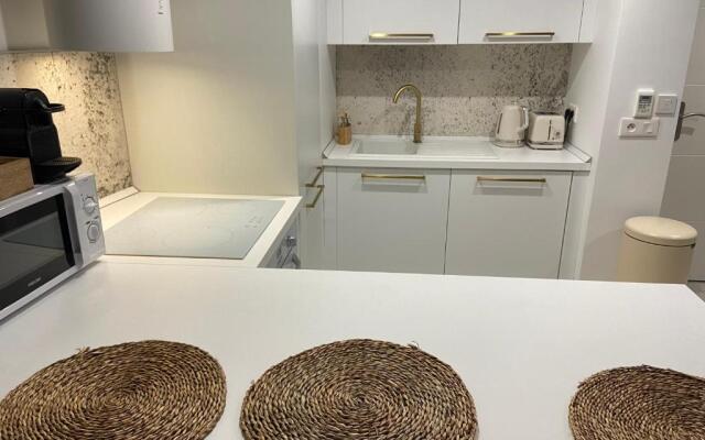 2 pièces avec terrasse et piscine cannes Croisette