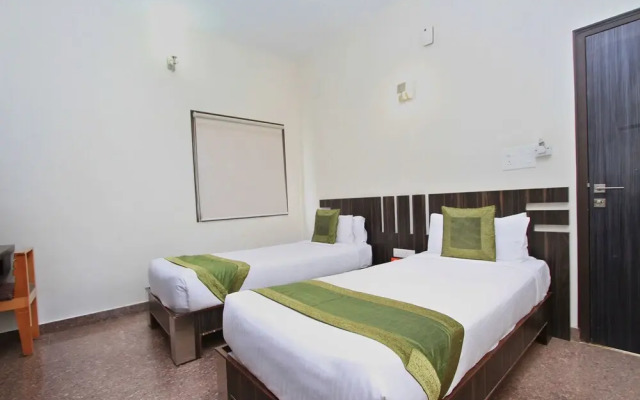 OYO 10009 Hotel iOliten