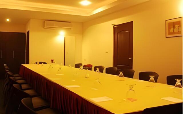 Hotel Abirami Residency