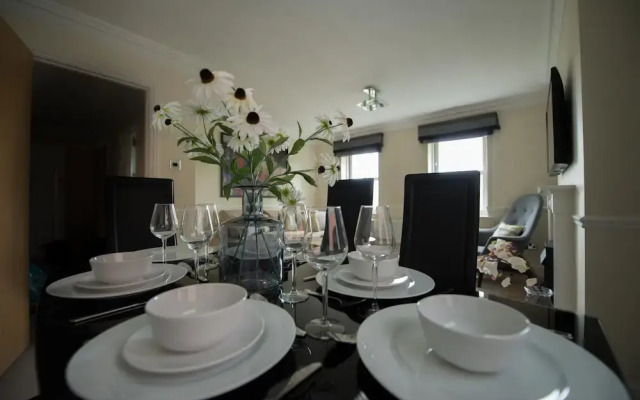 Hampden Apartments - The Meghan