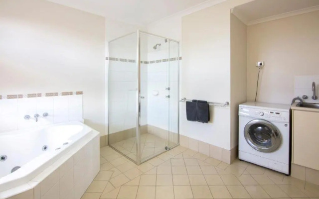 Pinnacles Edge Resort