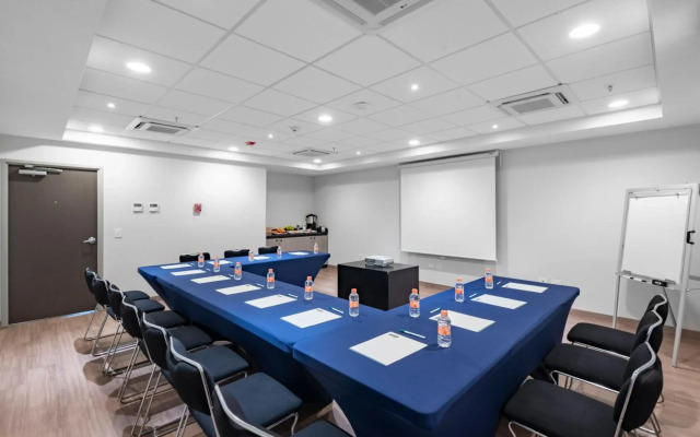 City Express Junior by Marriott Merida Altabrisa
