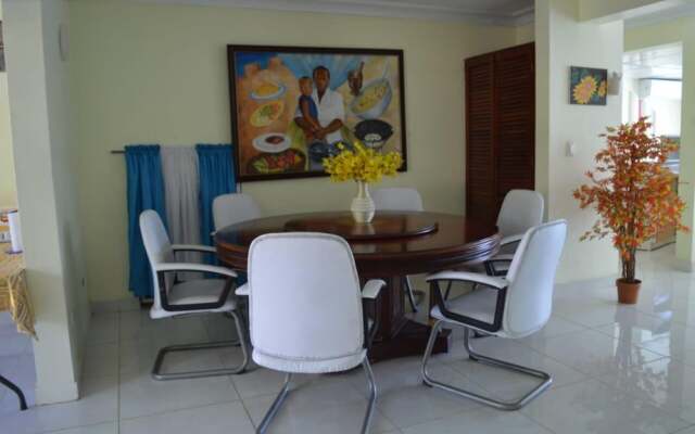 Hotel Rio Dulce