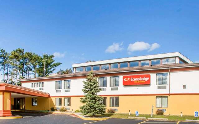 Econo Lodge Inn And Suites