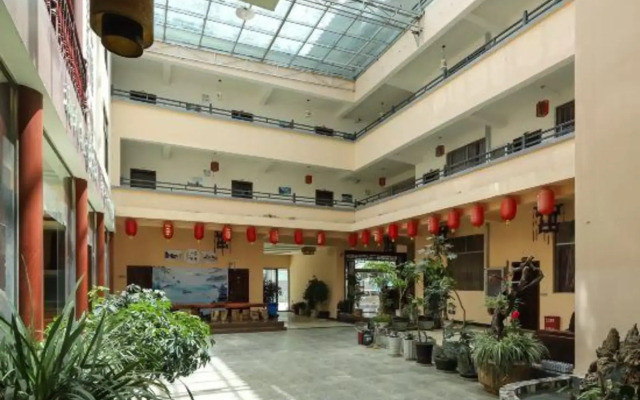 Ziyunju Hotel