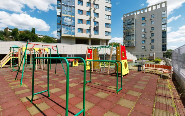 Apartments on Beregovaya street 61/1B