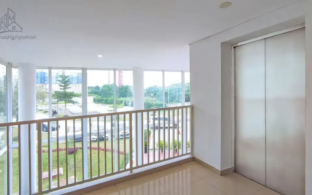 Elis Room at Aeropolis by Ruang Nyaman