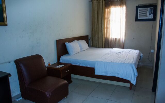 Cavitex  & Suites
