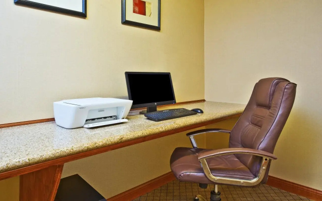 Holiday Inn Express Hotel & Suites Goshen by IHG