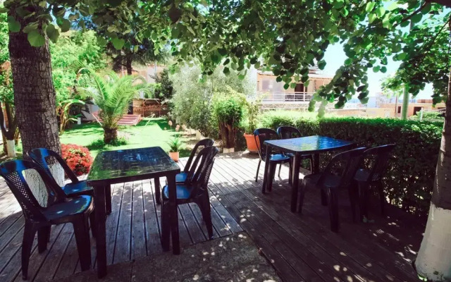 Villa Green Garden