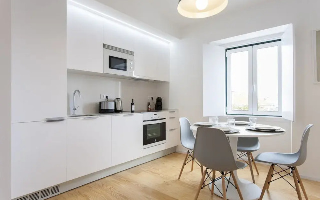 2BLocal Castelo Picão Apartments