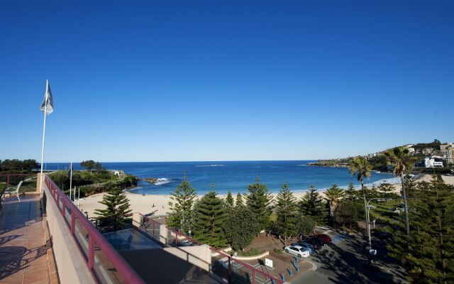 Coogee Sands Hotel and Apartments