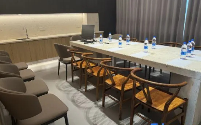 Yarden Hotel (Shantou High-Speed Railway Station) – Business – Shantou