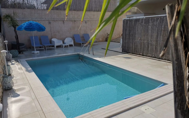 Deluxe Apartment in Villa Pantarei