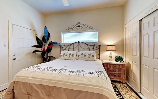 Paradise Palms - Four Bedroom Home