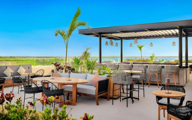 Hyatt Vivid Grand Island Cancun Adults Only All-Inclusive