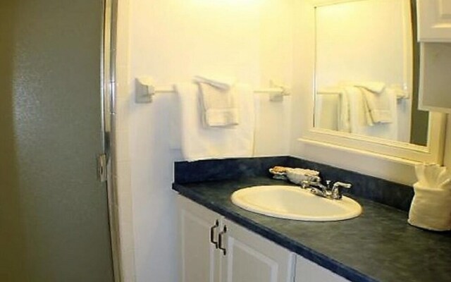 Ocean House Condo 121 - Vitamin SEA