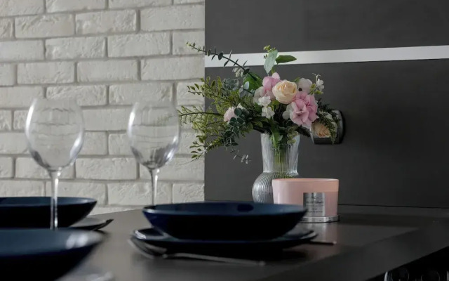 Cracow Apartment With Terrace by Renters
