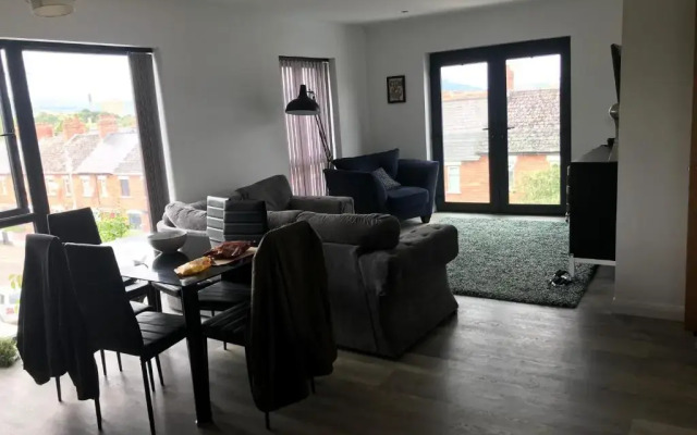 Impeccable two Bedroom Apartment in South Belfast