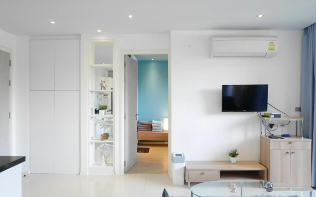 Atlantis Condo and Water Park Pattaya by the Sea – Guest Rooms – Pattaya