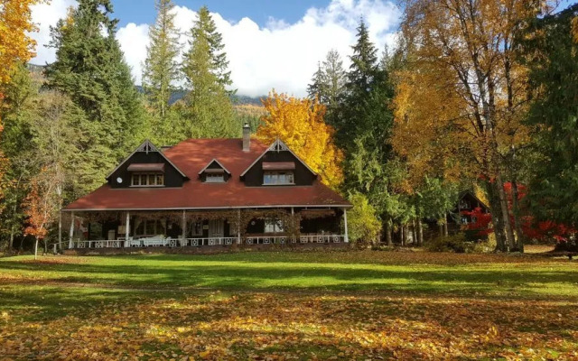 Wedgwood Manor and Glamping Retreat