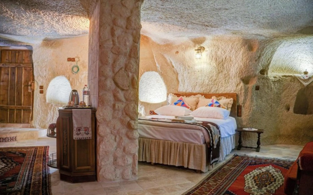 Gibos Cave Hotel