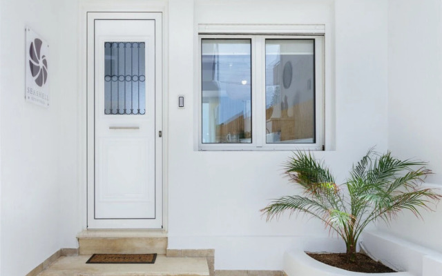 Seashell Seafront Villa
