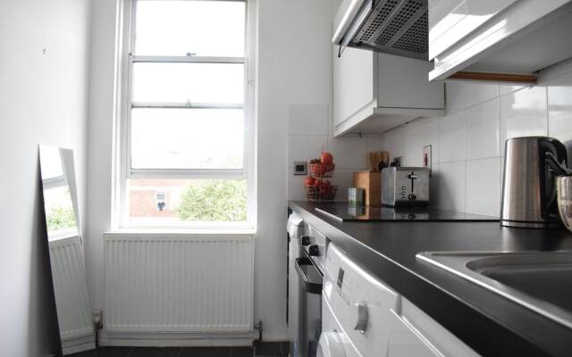 1 Bedroom Flat in Canonbury