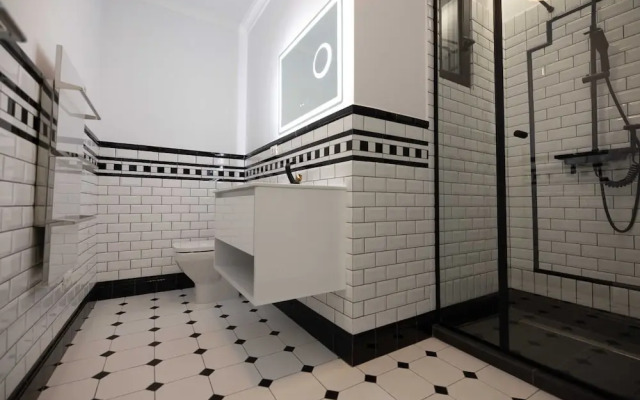 Opera Hotel