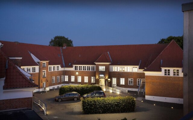 Hotel City