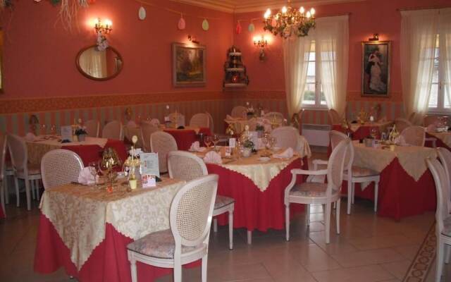 hotel le clos du montvinage