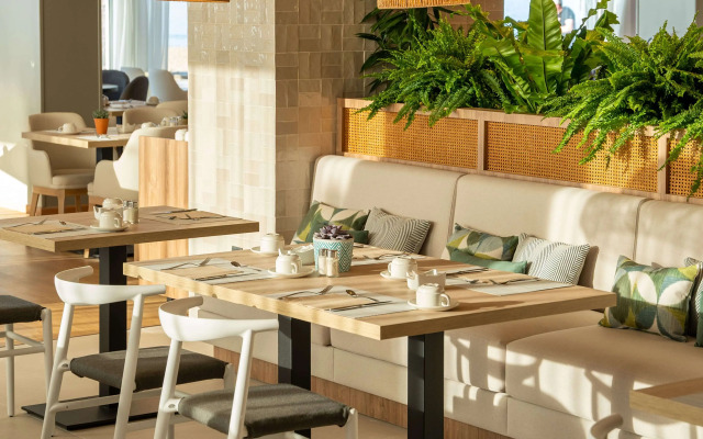 INNSiDE by Meliá Costablanca - Adults recommended