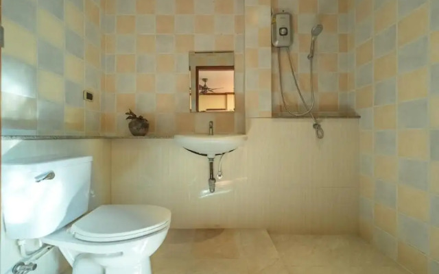 6BR Luxury Retreat in Layan Phuket V159