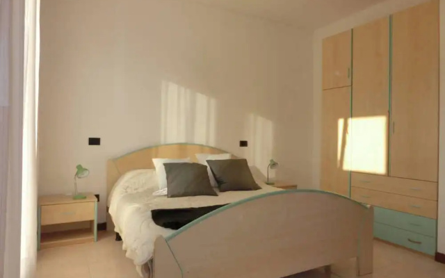 Cozy two Bedroom Apartment With a Swimming Pool