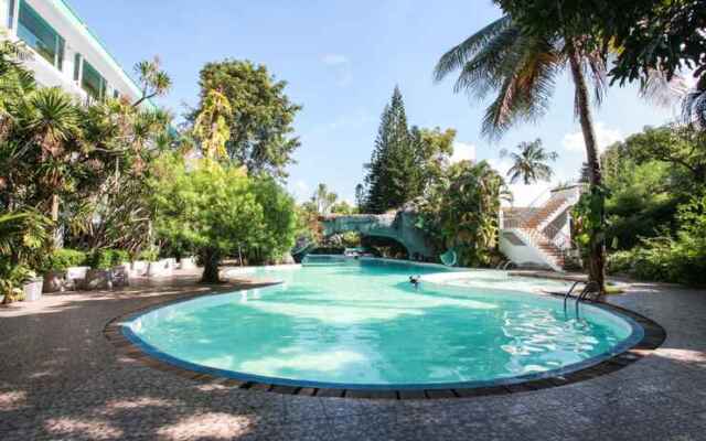 Hotel Apita Cirebon