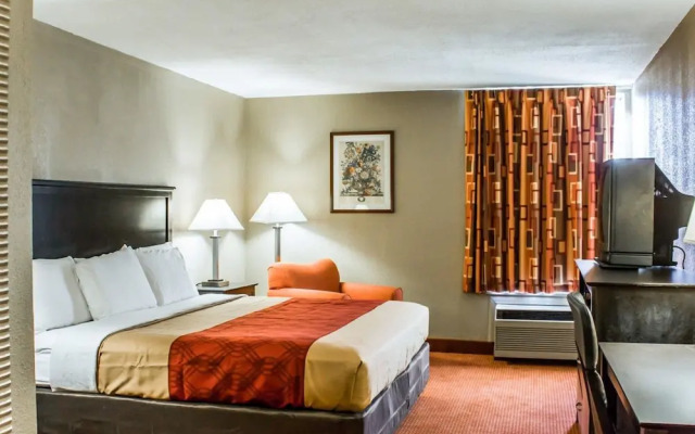 Econo Lodge Burlington I-40