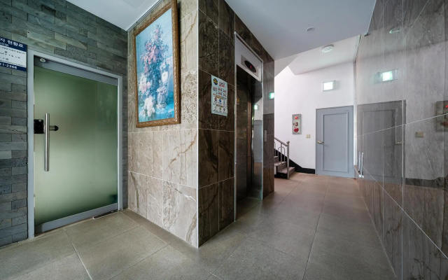 Jeju Sakura Hotel