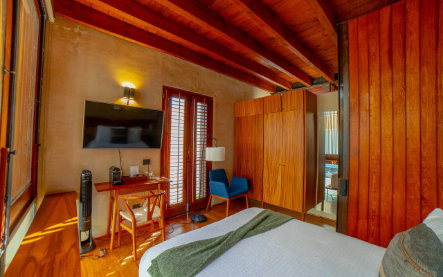 El Recinto Luxury Hotel