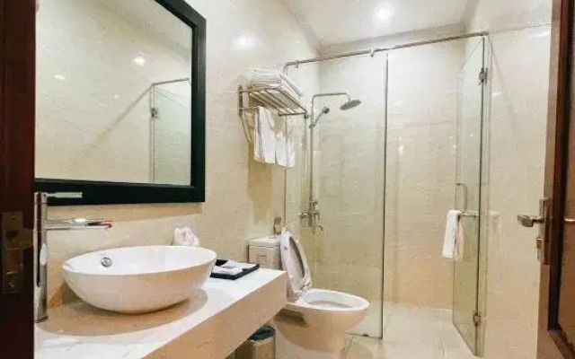Paragon House & Residence