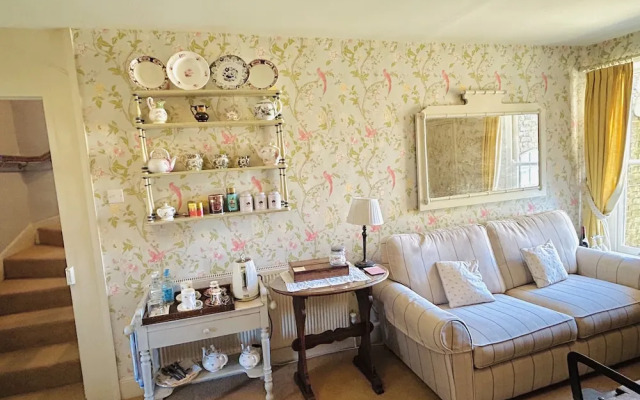 Peacocks Tearoom and Fine B&B