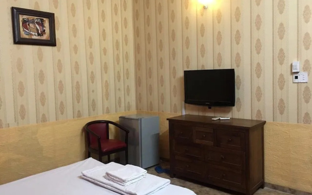 Oyo 627 Long Son Hotel