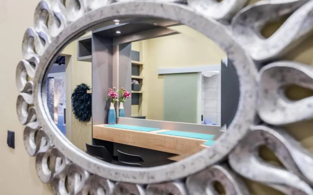 Luxury Pilvax Studio