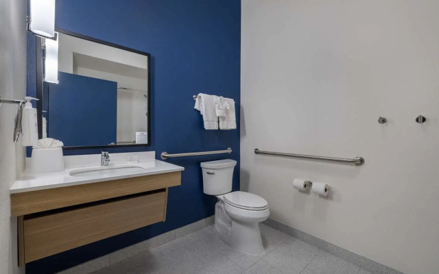 Spark by Hilton Nacogdoches