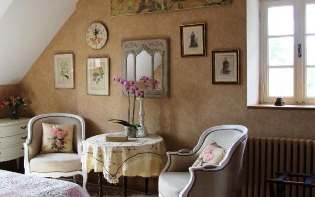 Chateau De La Fontenelle