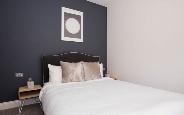 Posh Camden Suites by Sonder