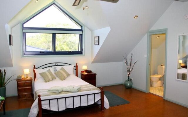 Salamander Bay Bed and Breakfast