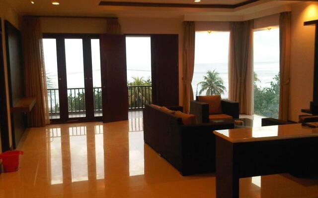 Surya Kencana Seaside Hotel