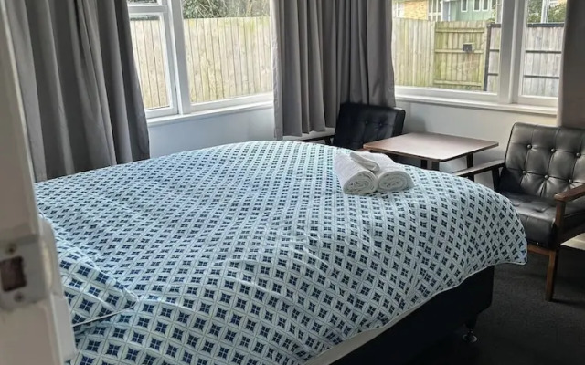 Holiday Room in Chartwell