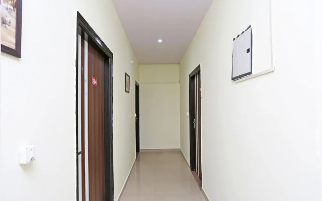 OYO 9649 Hotel Vijay Palace